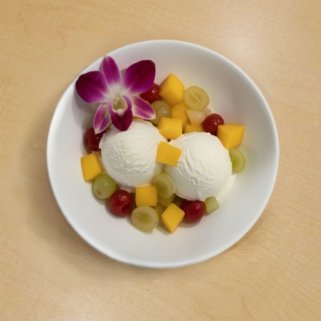 Ice Cream/ Fruit Cocktail.