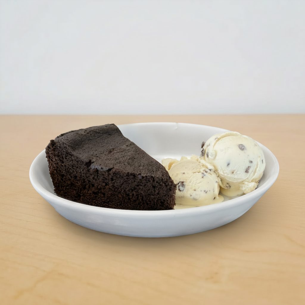 Rum Cake /Rum Raisin Ice Cream.